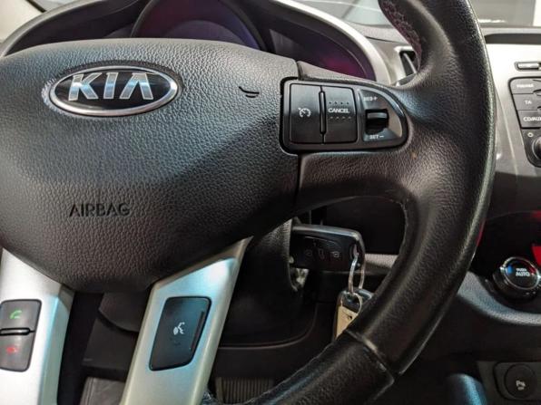 Kia Sportage III с пробегом 2013 года, цена 1 565 000 рублей, 115000 км, внедорожник, Автокод Объявления
