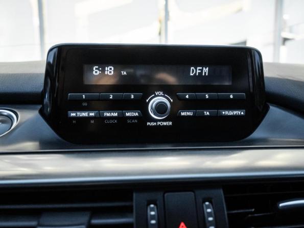 Mazda 6 III (GJ) с пробегом 2015 года, цена 1 588 000 рублей, 162182 км, седан, Автокод Объявления