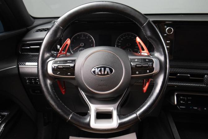 Kia K5 III с пробегом 2020 года, цена 2 389 000 рублей, 120000 км, седан, Автокод Объявления