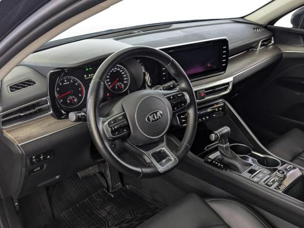 Kia K5 III с пробегом 2021 года, цена 2 740 000 рублей, 52186 км, седан, Автокод Объявления
