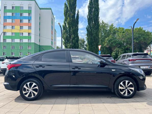 Hyundai Solaris II Рестайлинг с пробегом 2021 года, цена 1 514 000 рублей, 155461 км, седан, Автокод Объявления