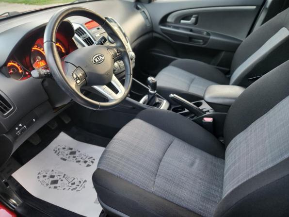 Kia Ceed I Рестайлинг с пробегом 2012 года, цена 899 000 рублей, 114000 км, хэтчбек, Автокод Объявления