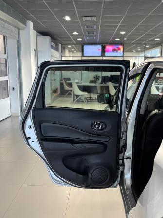 Nissan Note II Рестайлинг с пробегом 2017 года, цена 975 000 рублей, 132583 км, хэтчбек, Автокод Объявления