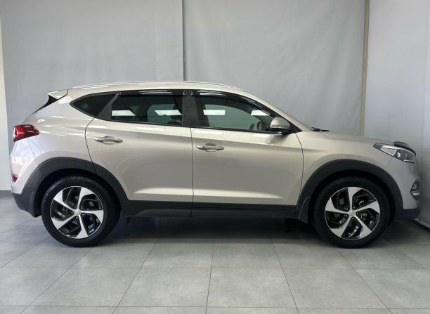 Hyundai Tucson III с пробегом 2016 года, цена 2 340 000 рублей, 103950 км, внедорожник, Автокод Объявления