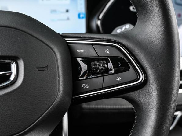 Geely Monjaro I с пробегом 2024 года, цена 3 699 000 рублей, 10289 км, внедорожник, Автокод Объявления