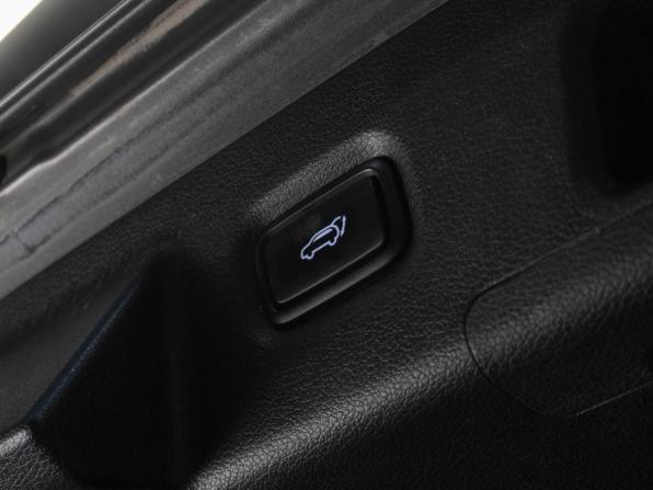 Hyundai Santa Fe IV с пробегом 2018 года, цена 2 749 000 рублей, 138967 км, внедорожник, Автокод Объявления