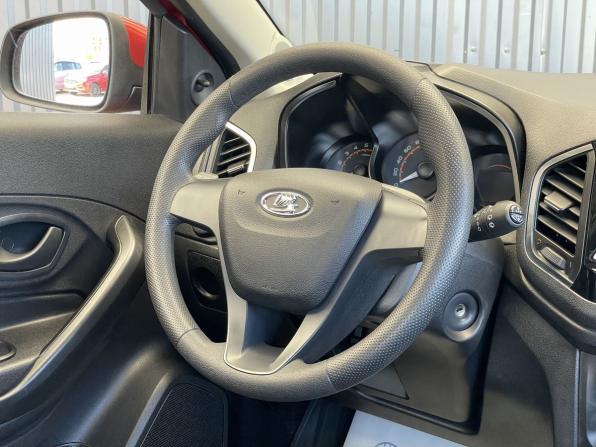 Lada (ВАЗ) XRAY I с пробегом 2019 года, цена 897 000 рублей, 30352 км, хэтчбек, Автокод Объявления