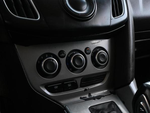 Ford Focus III с пробегом 2011 года, цена 669 000 рублей, 195010 км, хэтчбек, Автокод Объявления