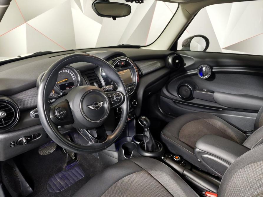 Mini Hatch III (F55/F56) Москва  - изображение 12