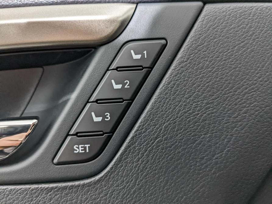 Lexus RX IV Рестайлинг Москва  - изображение 29