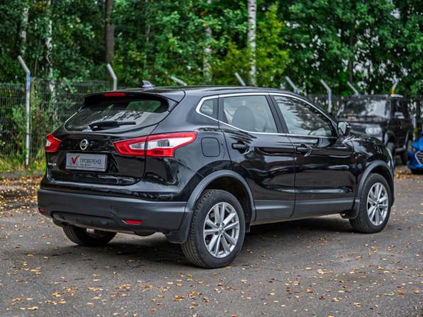 Nissan Qashqai II с пробегом 2017 года, цена 1 399 000 рублей, 195759 км, внедорожник, Автокод Объявления