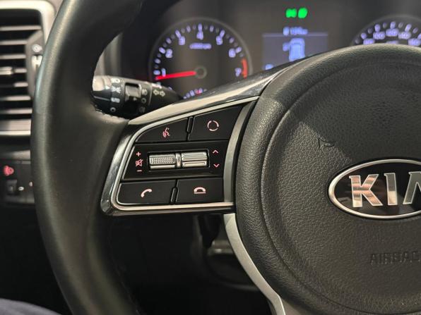 Kia Sportage IV Рестайлинг с пробегом 2021 года, цена 2 420 000 рублей, 104001 км, внедорожник, Автокод Объявления