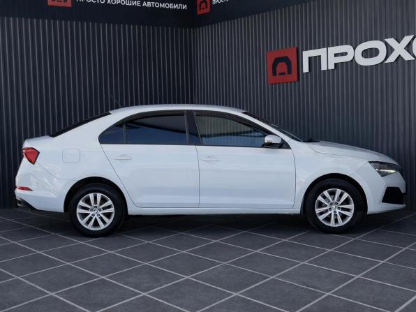 Skoda Rapid II с пробегом 2021 года, цена 1 297 000 рублей, 138036 км, лифтбек, Автокод Объявления