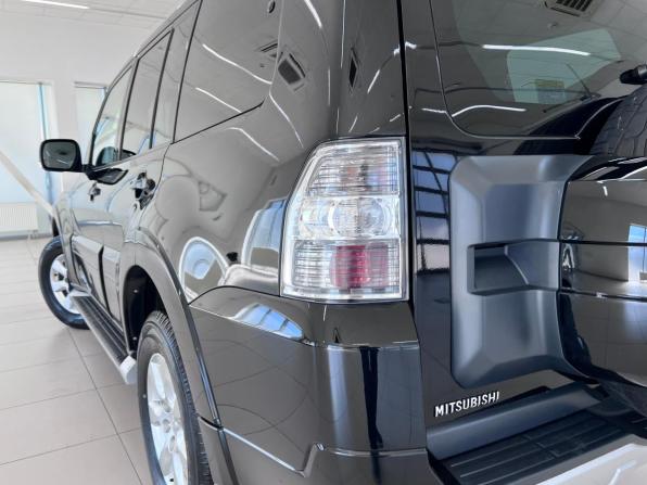 Mitsubishi Pajero IV Рестайлинг 2 с пробегом 2014 года, цена 2 990 000 рублей, 88305 км, внедорожник, Автокод Объявления