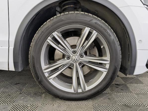 Volkswagen Tiguan II с пробегом 2018 года, цена 2 790 000 рублей, 116237 км, внедорожник, Автокод Объявления