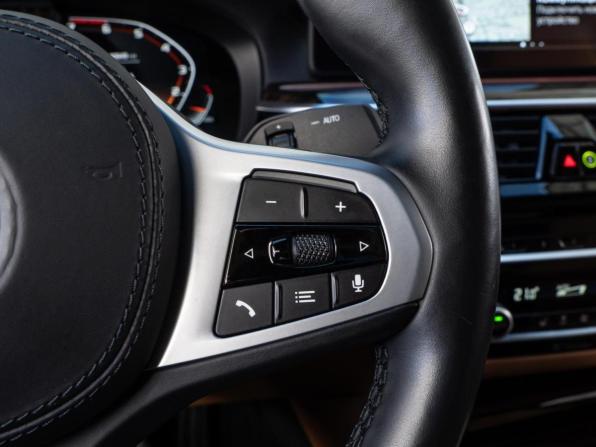 BMW 5 серии VII (G30/G31/G38) Рестайлинг с пробегом 2021 года, цена 5 830 000 рублей, 40949 км, седан, Автокод Объявления
