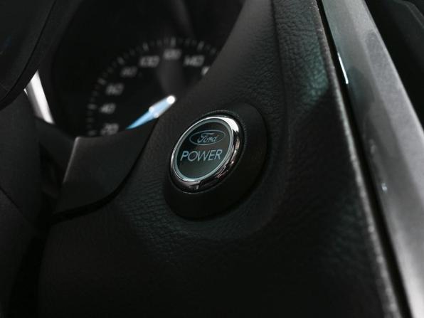 Ford Focus III с пробегом 2011 года, цена 949 000 рублей, 239996 км, хэтчбек, Автокод Объявления