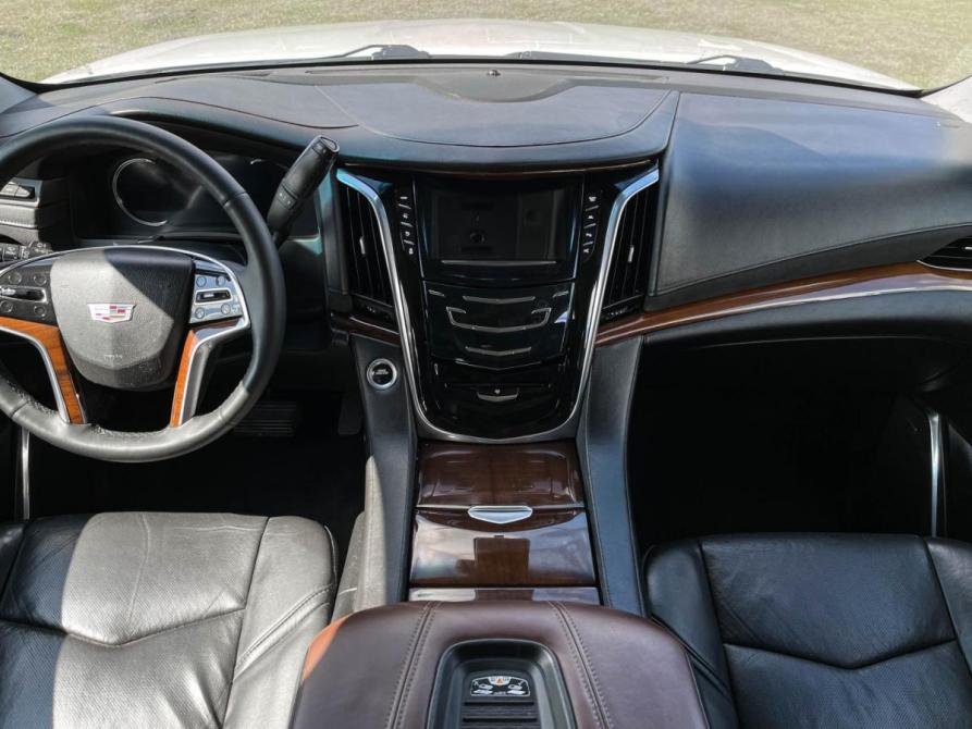 Cadillac Escalade IV Москва  - изображение 12