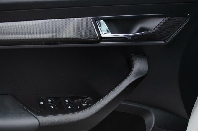 Skoda Karoq I с пробегом 2021 года, цена 2 250 000 рублей, 47000 км, внедорожник, Автокод Объявления