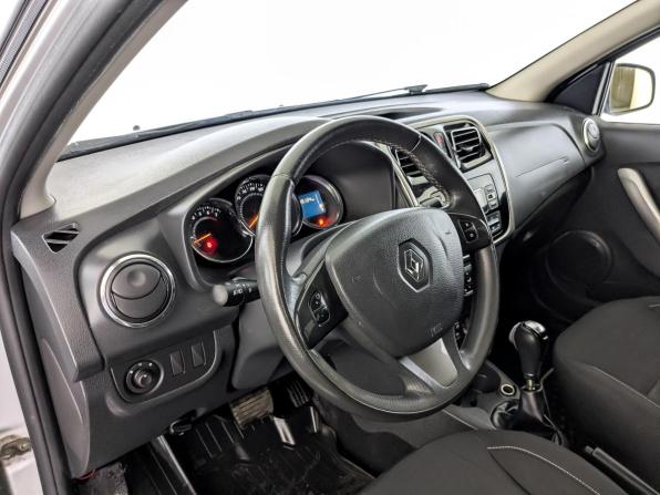 Renault Sandero II с пробегом 2017 года, цена 999 000 рублей, 148029 км, хэтчбек, Автокод Объявления
