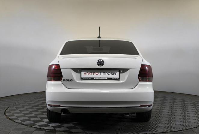 Volkswagen Polo V Рестайлинг с пробегом 2018 года, цена 1 215 000 рублей, 94538 км, седан, Автокод Объявления