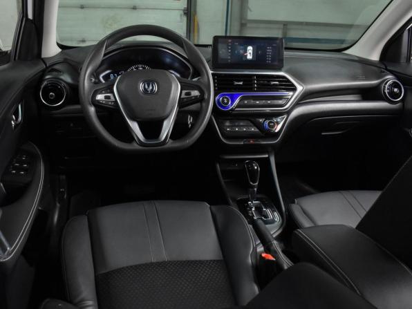 Changan Alsvin с пробегом 2023 года, цена 1 053 000 рублей, 51652 км, седан, Автокод Объявления