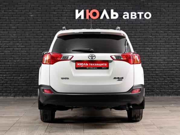 Toyota RAV4 IV (XA40) с пробегом 2015 года, цена 2 300 000 рублей, 116976 км, внедорожник, Автокод Объявления