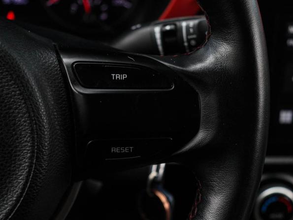Kia Rio IV Рестайлинг с пробегом 2020 года, цена 1 600 000 рублей, 94464 км, седан, Автокод Объявления