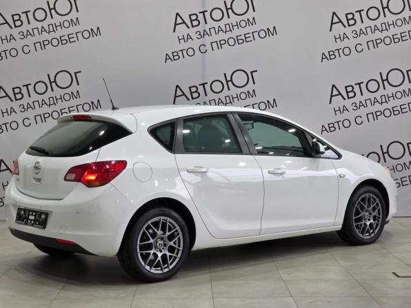 Opel Astra J с пробегом 2012 года, цена 750 000 рублей, 151560 км, хэтчбек, Автокод Объявления