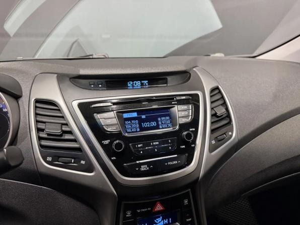 Hyundai Elantra V (MD) Рестайлинг с пробегом 2014 года, цена 1 045 000 рублей, 181577 км, седан, Автокод Объявления