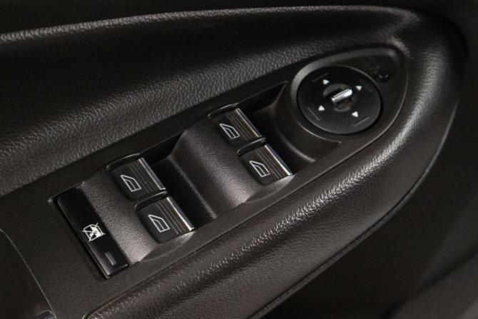 Ford Kuga II с пробегом 2014 года, цена 1 099 000 рублей, 250000 км, внедорожник, Автокод Объявления