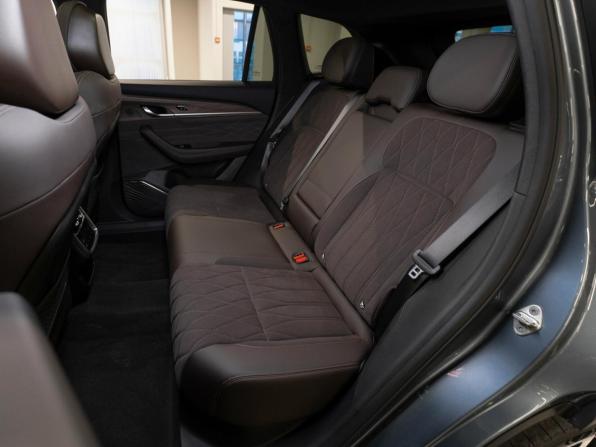 Geely Xingyue L I Рестайлинг 2 с пробегом 2026 года, цена 4 380 000 рублей, 13 км, внедорожник, Автокод Объявления
