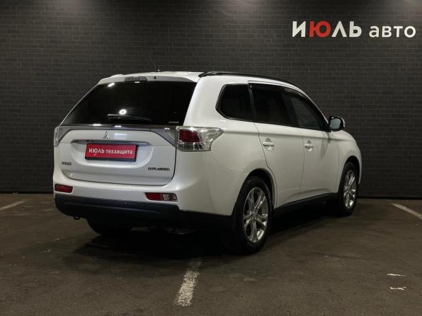 Mitsubishi Outlander III с пробегом 2012 года, цена 1 579 000 рублей, 182199 км, внедорожник, Автокод Объявления