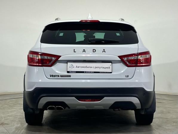 Lada (ВАЗ) Vesta I с пробегом 2018 года, цена 1 030 000 рублей, 97619 км, универсал, Автокод Объявления