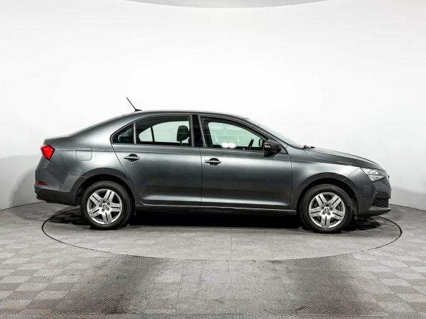 Skoda Rapid II с пробегом 2021 года, цена 1 590 000 рублей, 82251 км, лифтбек, Автокод Объявления