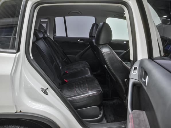 Volkswagen Tiguan I с пробегом 2010 года, цена 999 000 рублей, 263761 км, внедорожник, Автокод Объявления