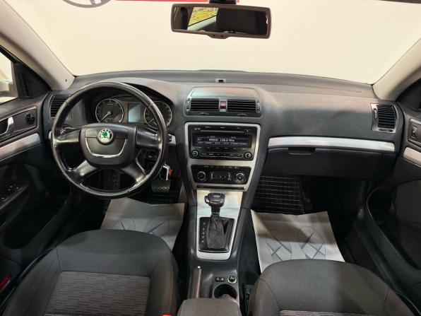 Skoda Octavia II (A5) Рестайлинг с пробегом 2013 года, цена 870 000 рублей, 152159 км, лифтбек, Автокод Объявления