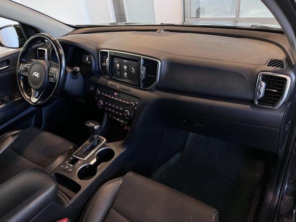 Kia Sportage IV с пробегом 2018 года, цена 1 950 000 рублей, 100805 км, внедорожник, Автокод Объявления