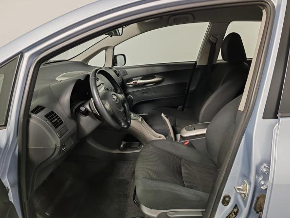 Toyota Auris I с пробегом 2007 года, цена 675 000 рублей, 160470 км, хэтчбек, Автокод Объявления
