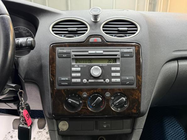 Ford Focus II с пробегом 2006 года, цена 497 000 рублей, 281000 км, седан, Автокод Объявления
