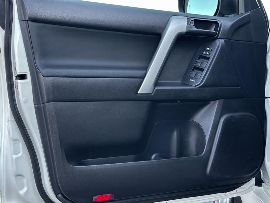 Toyota Land Cruiser Prado 150 Series Рестайлинг 1 Волгоград  - изображение 28