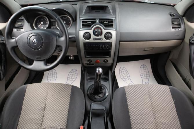 Renault Megane II с пробегом 2005 года, цена 309 000 рублей, 318000 км, седан, Автокод Объявления