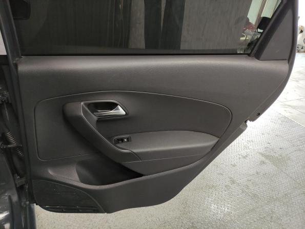 Volkswagen Polo V с пробегом 2014 года, цена 740 000 рублей, 98000 км, седан, Автокод Объявления