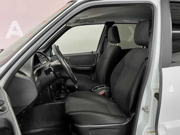 Lada (ВАЗ) Niva Travel I с пробегом 2024 года, цена 1 149 000 рублей, 42825 км, внедорожник, Автокод Объявления