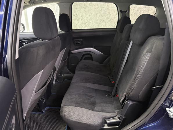 Mitsubishi Outlander II Рестайлинг с пробегом 2010 года, цена 1 095 000 рублей, 225433 км, внедорожник, Автокод Объявления
