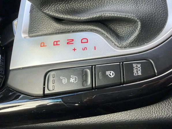 Kia K3 II Рестайлинг с пробегом 2022 года, цена 2 477 000 рублей, 26469 км, седан, Автокод Объявления