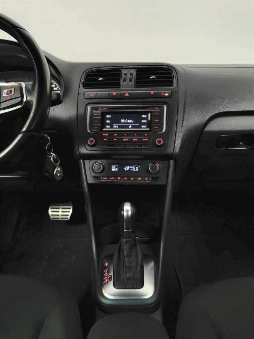 Volkswagen Polo V Рестайлинг Москва  - изображение 12
