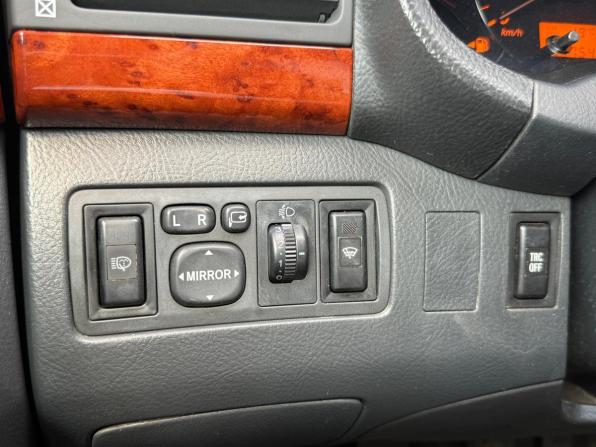 Toyota Avensis II Рестайлинг с пробегом 2006 года, цена 725 000 рублей, 291752 км, седан, Автокод Объявления