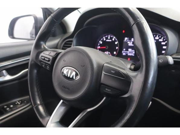 Kia Rio IV с пробегом 2018 года, цена 1 419 000 рублей, 94646 км, седан, Автокод Объявления