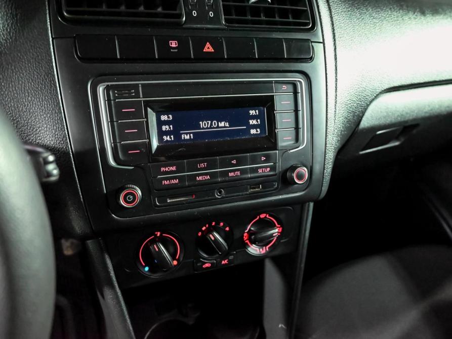 Volkswagen Polo V Рестайлинг Екатеринбург  - изображение 17